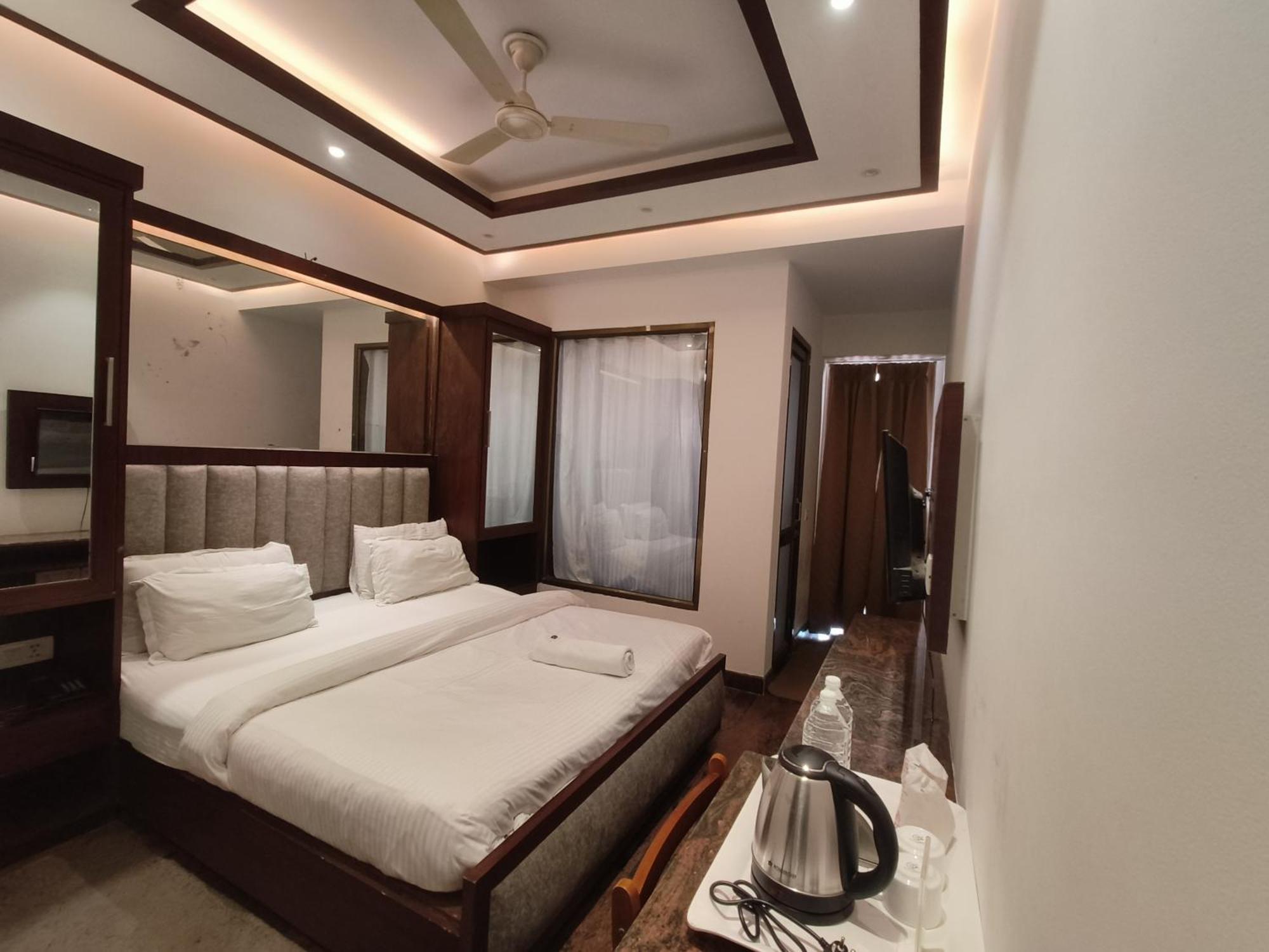 JJK Rukmini Vilas Hotel&Banquet Muzaffarpur Exterior foto