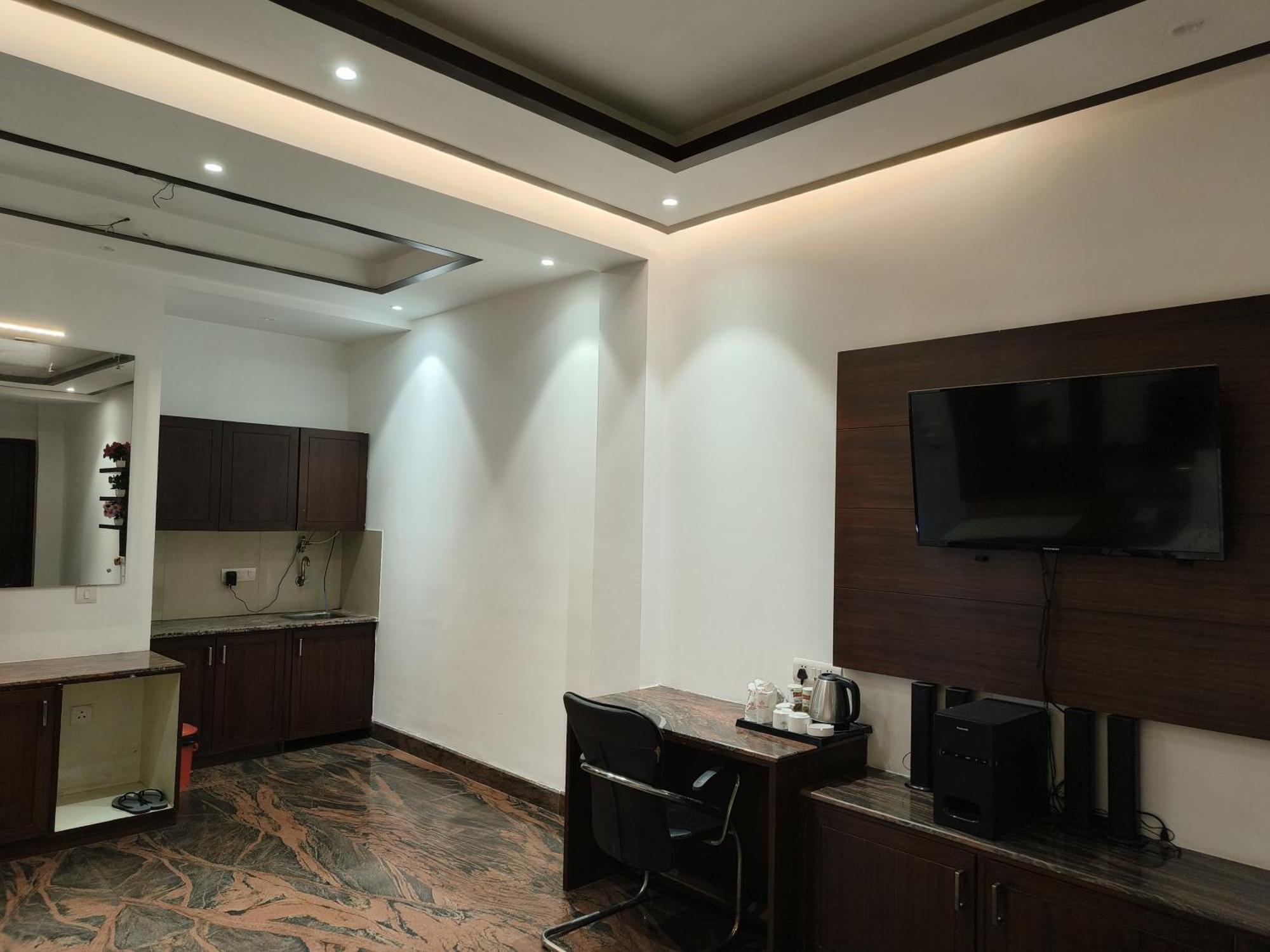 JJK Rukmini Vilas Hotel&Banquet Muzaffarpur Exterior foto