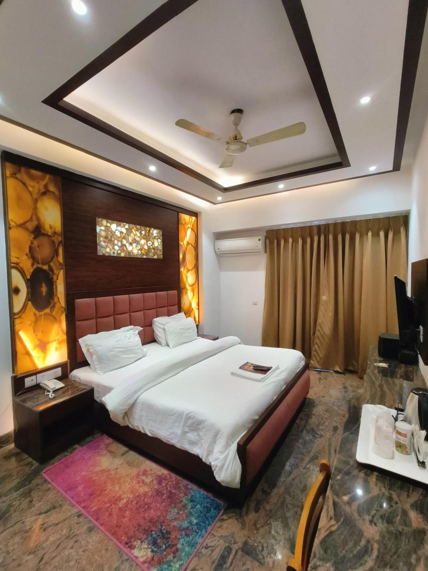 JJK Rukmini Vilas Hotel&Banquet Muzaffarpur Exterior foto