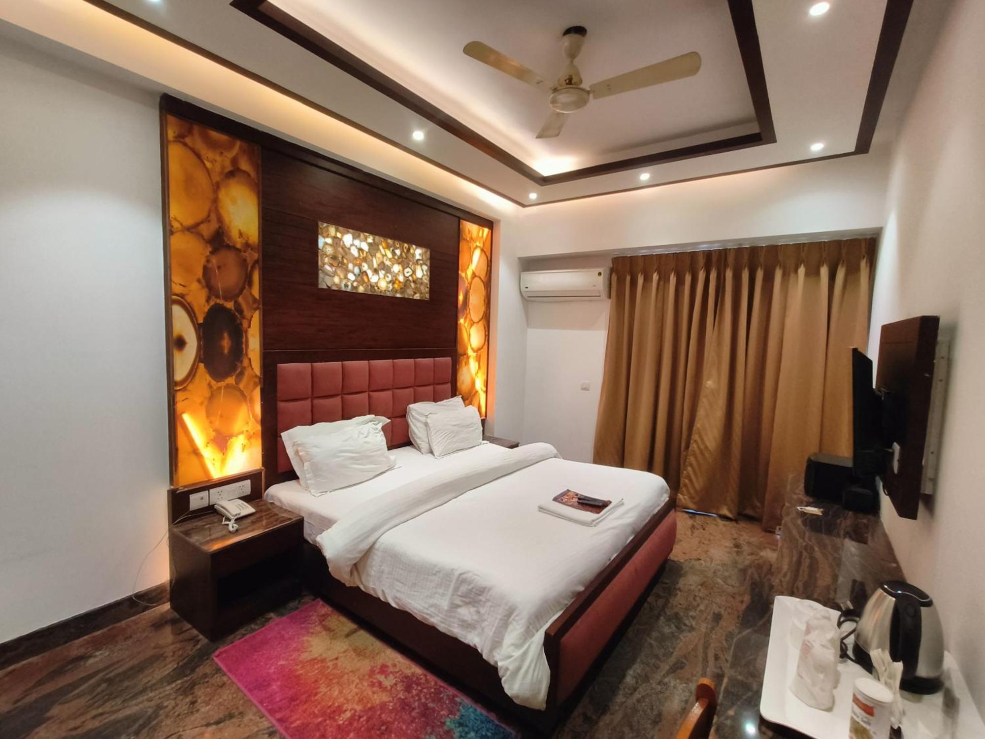 JJK Rukmini Vilas Hotel&Banquet Muzaffarpur Exterior foto