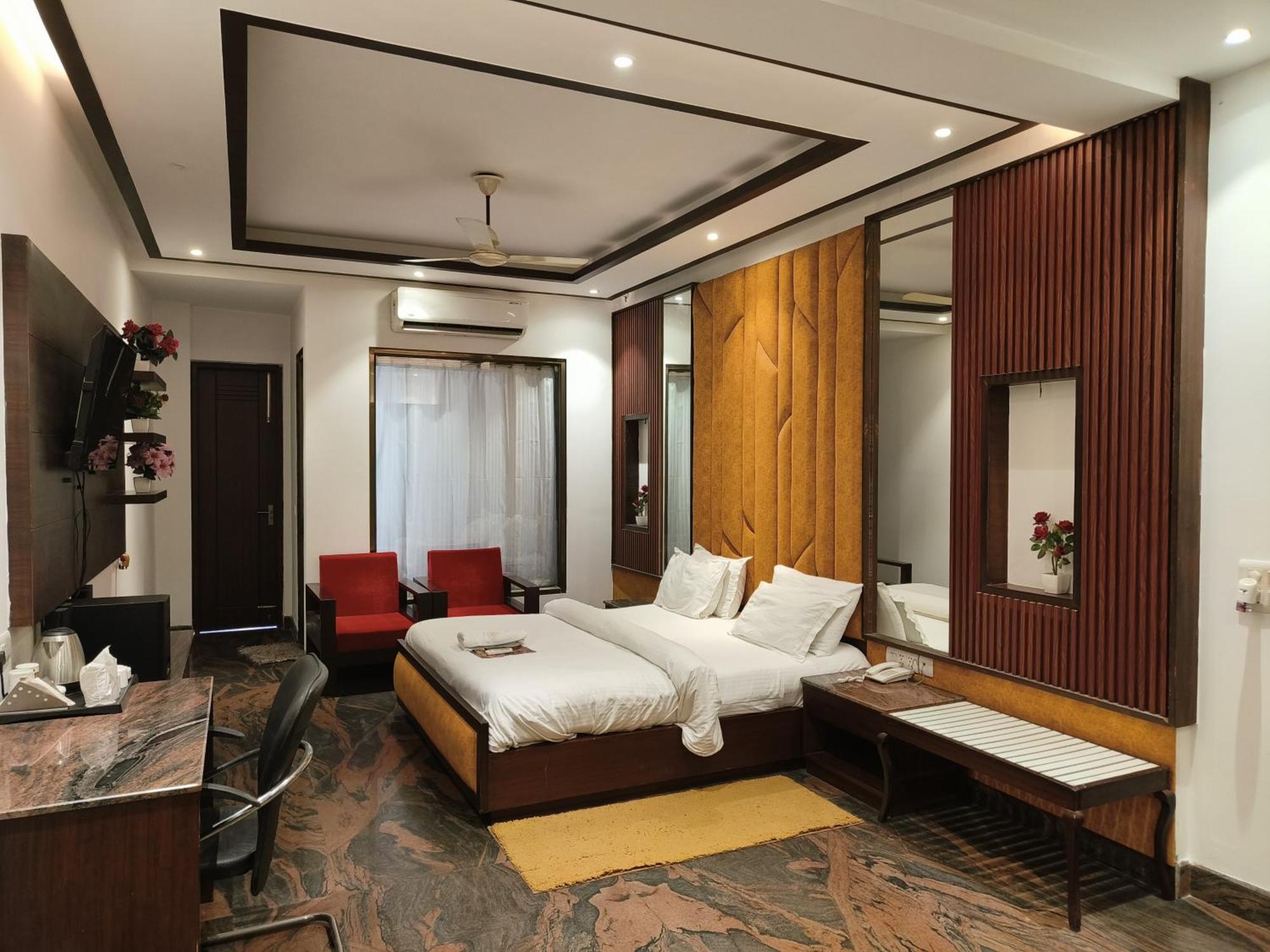 JJK Rukmini Vilas Hotel&Banquet Muzaffarpur Exterior foto