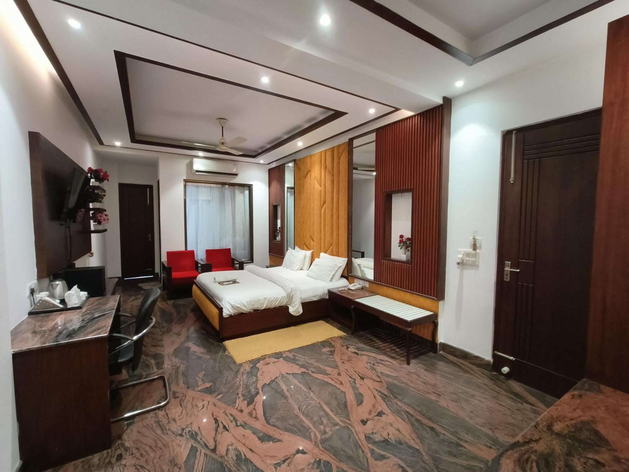JJK Rukmini Vilas Hotel&Banquet Muzaffarpur Exterior foto