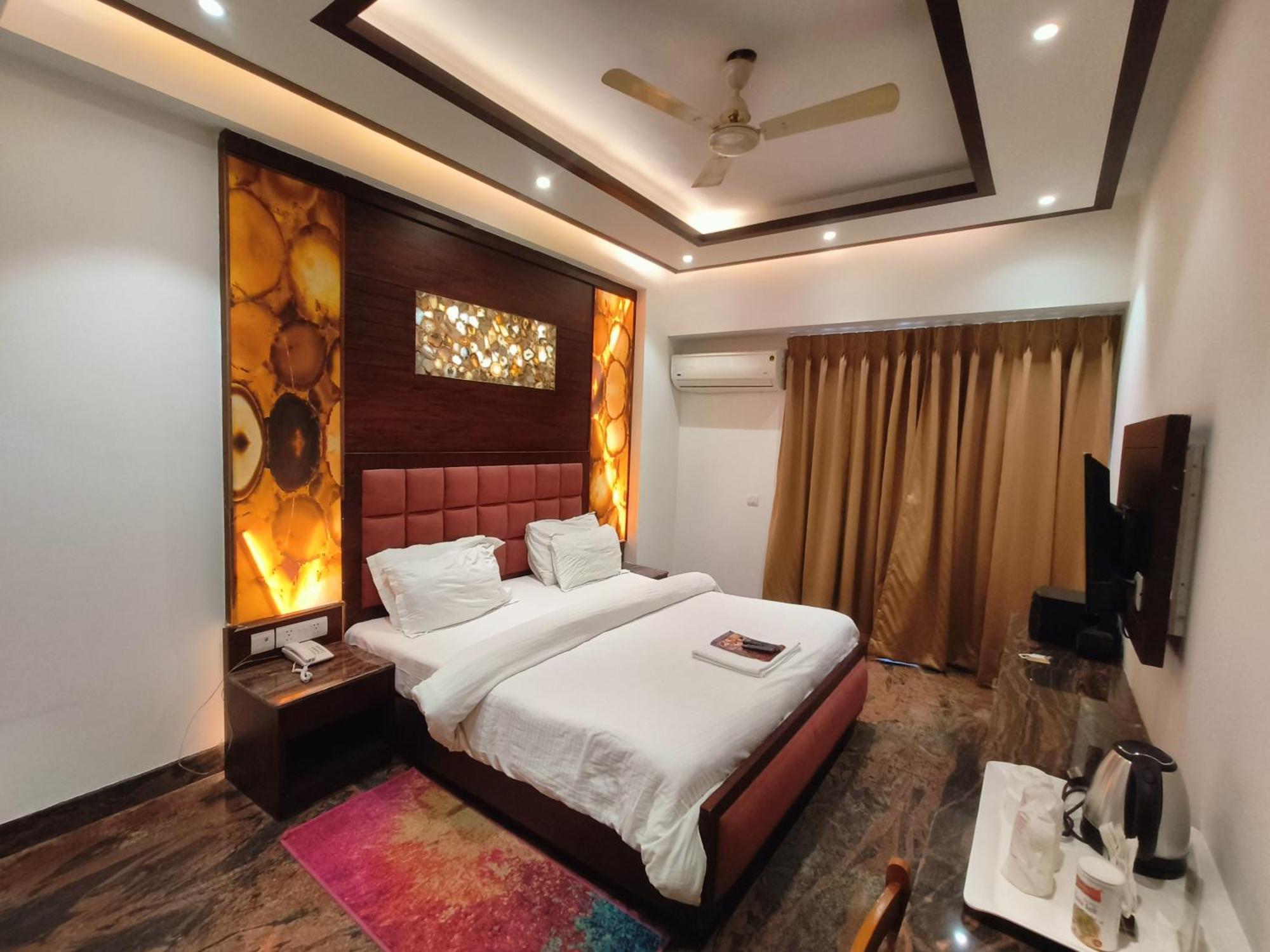 JJK Rukmini Vilas Hotel&Banquet Muzaffarpur Exterior foto