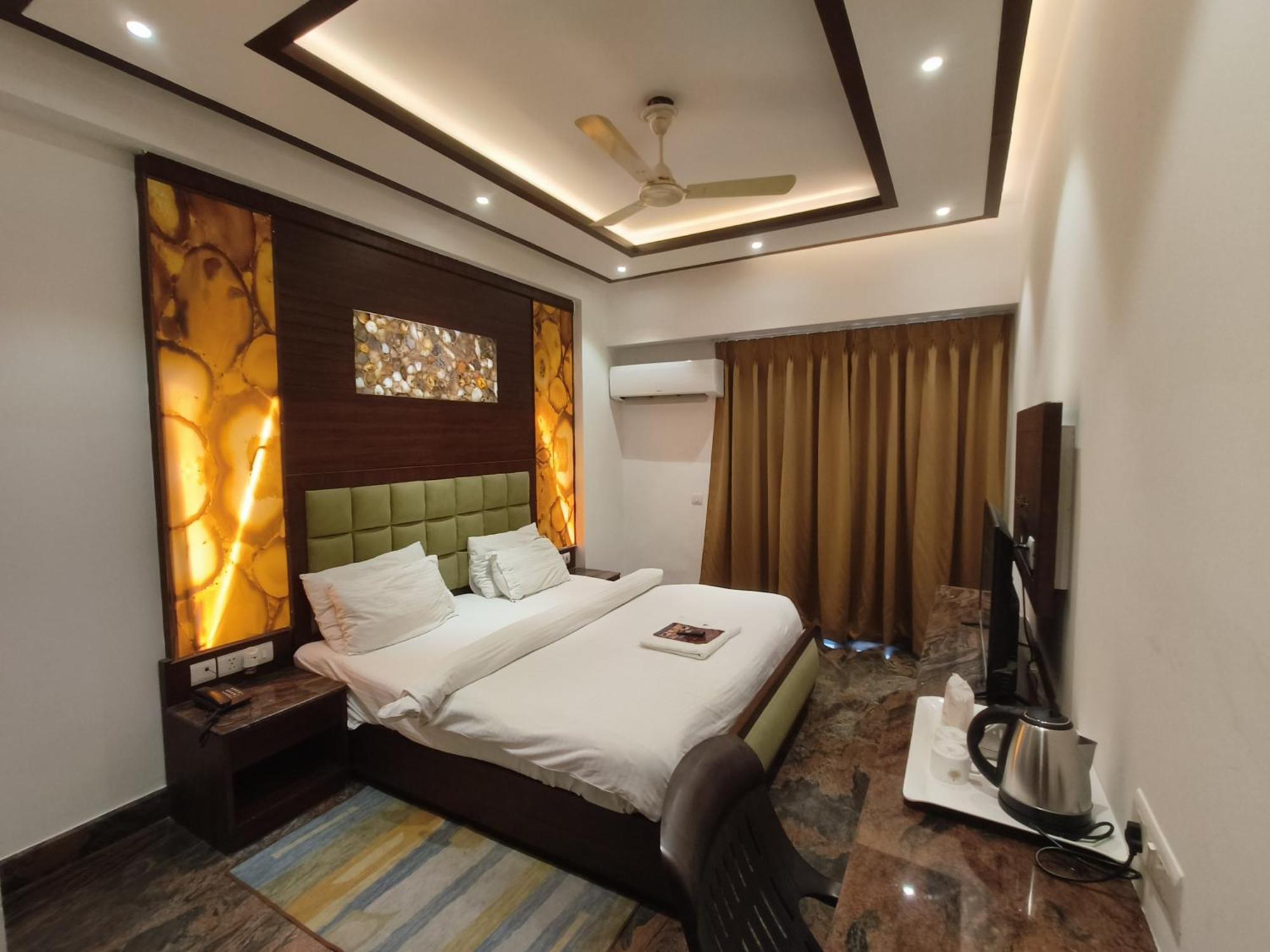 JJK Rukmini Vilas Hotel&Banquet Muzaffarpur Exterior foto